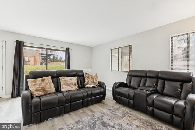 2140 GUNSMITH TER, Woodbridge, VA 22191