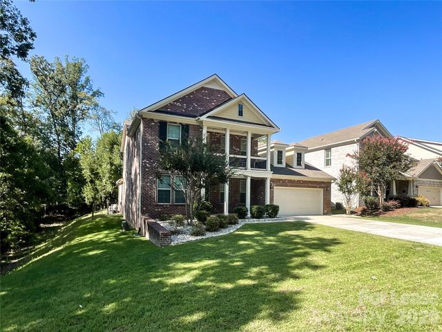 214 Smithfield Drive, Charlotte, NC 28270