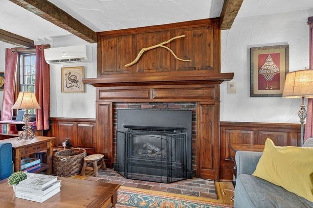 7 Hamlin St, Acushnet, MA 02743