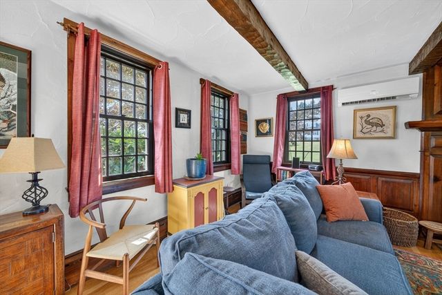 7 Hamlin St, Acushnet, MA 02743