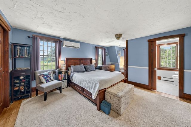 7 Hamlin St, Acushnet, MA 02743