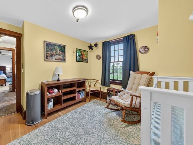 7 Hamlin St, Acushnet, MA 02743