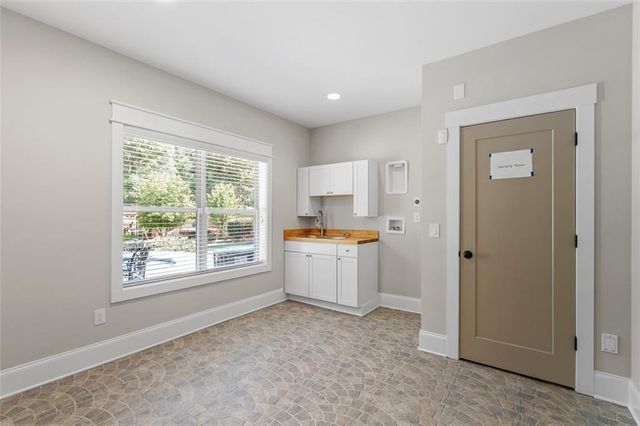 2736 Pangborn Road, Decatur, GA 30033