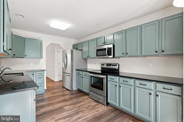309 YORKTOWN BLVD, Locust Grove, VA 22508
