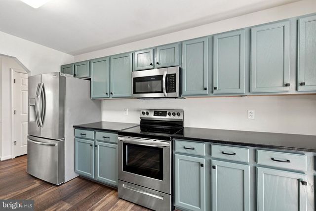 309 YORKTOWN BLVD, Locust Grove, VA 22508
