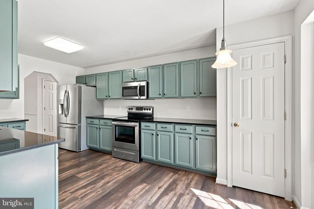 309 YORKTOWN BLVD, Locust Grove, VA 22508