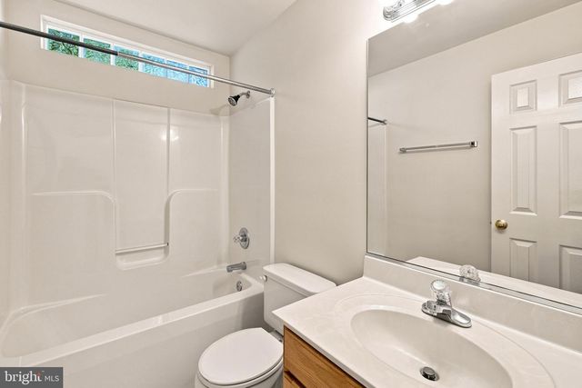 309 YORKTOWN BLVD, Locust Grove, VA 22508