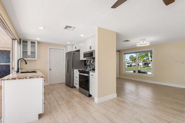 4398 WYNKOOP CIRCLE, Port Charlotte, FL 33948