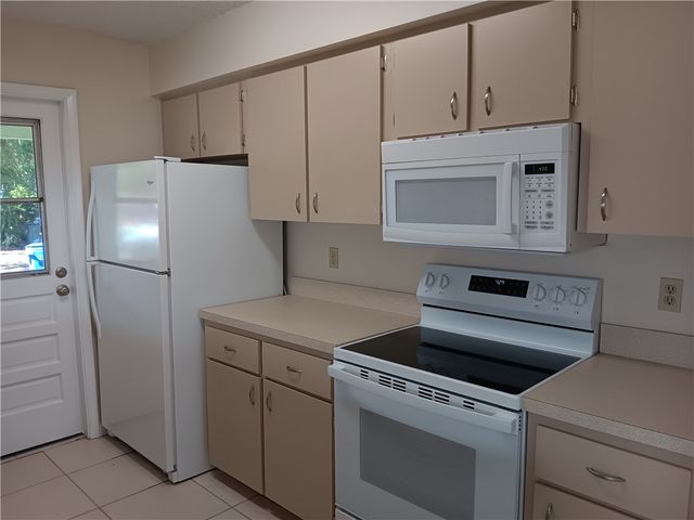 1844 23rd Avenue, Vero Beach, FL 32960