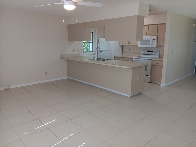 1844 23rd Avenue, Vero Beach, FL 32960