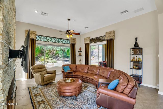 40808 N THUNDER HILLS Court, Phoenix, AZ 85086