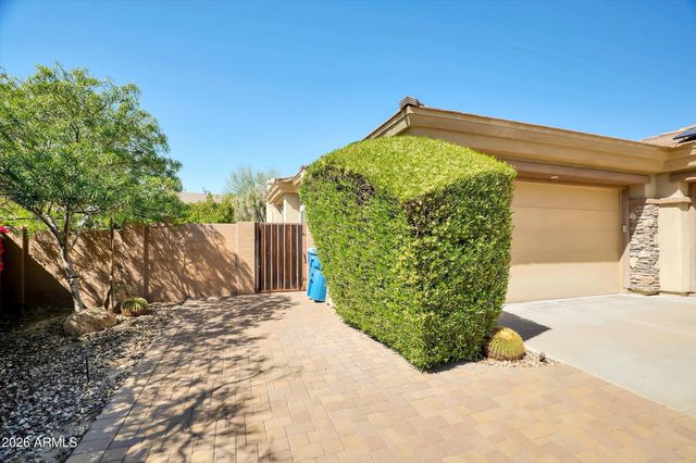 40808 N THUNDER HILLS Court, Phoenix, AZ 85086