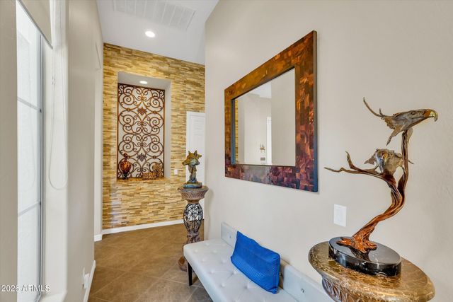 40808 N THUNDER HILLS Court, Phoenix, AZ 85086