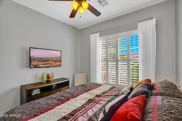 40808 N THUNDER HILLS Court, Phoenix, AZ 85086