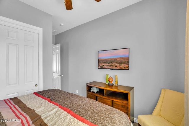 40808 N THUNDER HILLS Court, Phoenix, AZ 85086