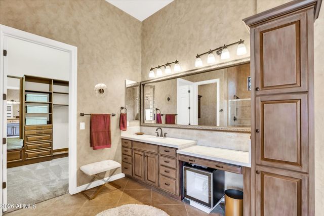 40808 N THUNDER HILLS Court, Phoenix, AZ 85086