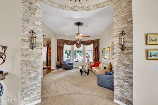 40808 N THUNDER HILLS Court, Phoenix, AZ 85086