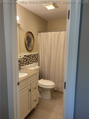 196 Sycamore Creek Road, Ripley, WV 25271