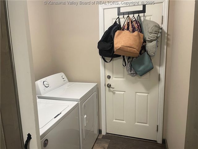 196 Sycamore Creek Road, Ripley, WV 25271