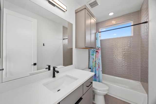 424 Redan Street, Houston, TX 77009