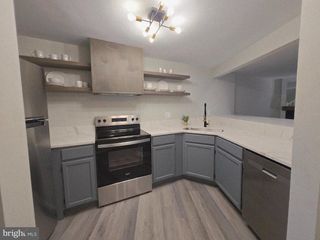 5835 NORHAM DR, Alexandria, VA 22315