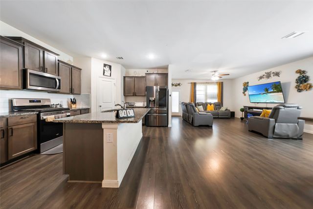 714 Spur Ridge, Princeton, TX 75407