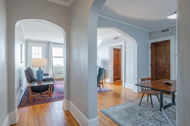 190 N Crest Road 10, Chattanooga, TN 37404