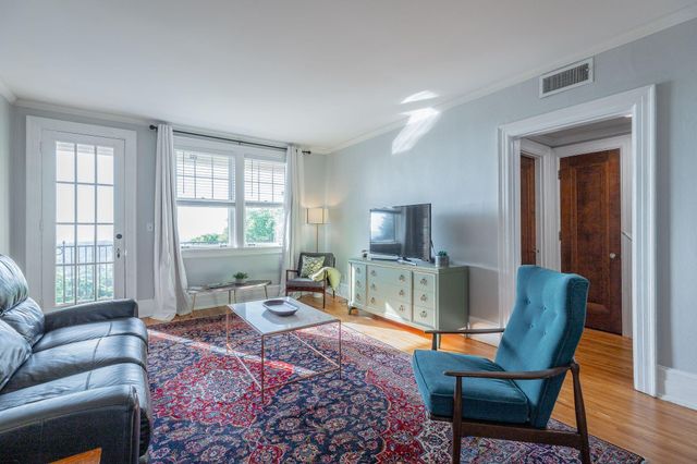 190 N Crest Road 10, Chattanooga, TN 37404