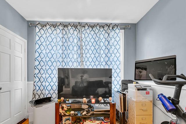 4434 S Richmond Street, Chicago, IL 60632