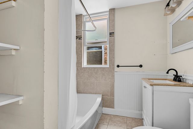 4434 S Richmond Street, Chicago, IL 60632