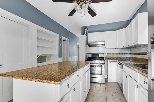 4434 S Richmond Street, Chicago, IL 60632