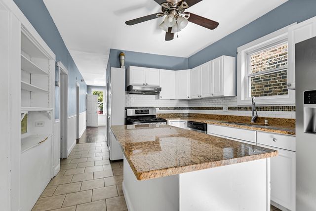 4434 S Richmond Street, Chicago, IL 60632