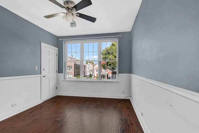 4434 S Richmond Street, Chicago, IL 60632