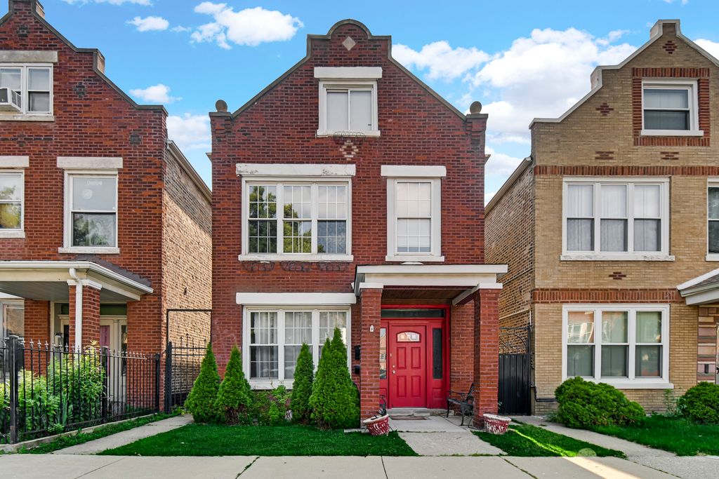 4434 S Richmond Street, Chicago, IL 60632