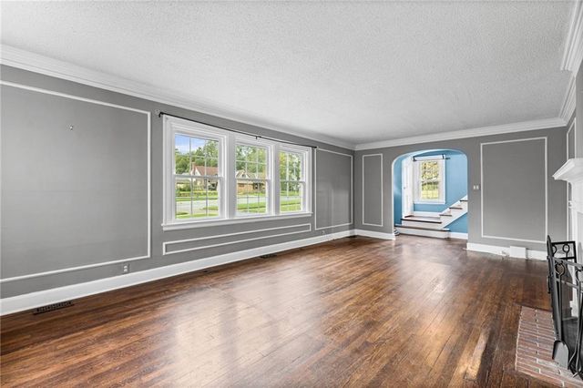 429 N Van Brunt Boulevard, Kansas City, MO 64123