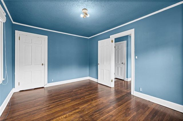 429 N Van Brunt Boulevard, Kansas City, MO 64123