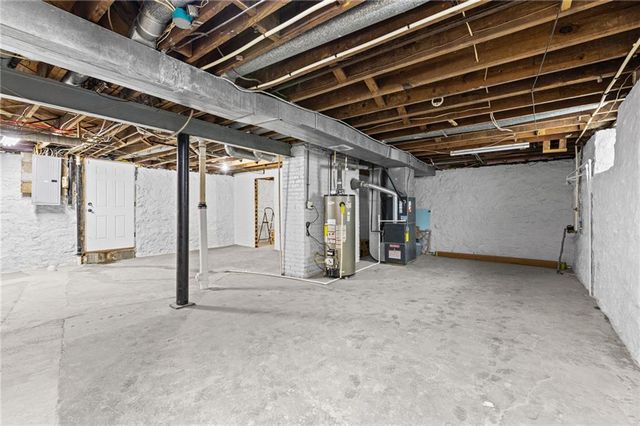 429 N Van Brunt Boulevard, Kansas City, MO 64123