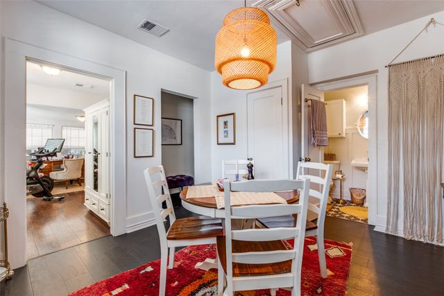 920 S Oak Cliff Boulevard, Dallas, TX 75208