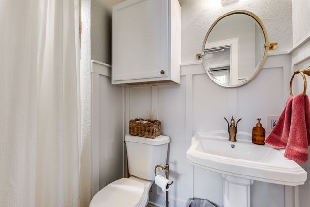 920 S Oak Cliff Boulevard, Dallas, TX 75208