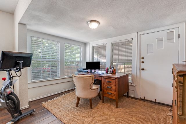 920 S Oak Cliff Boulevard, Dallas, TX 75208