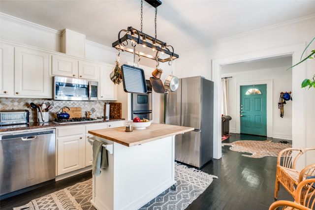 920 S Oak Cliff Boulevard, Dallas, TX 75208