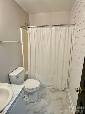 1918 W Fifth Avenue, Gaston, NC 28052