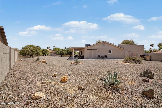 26433 S TRURO Drive, Sun Lakes, AZ 85248
