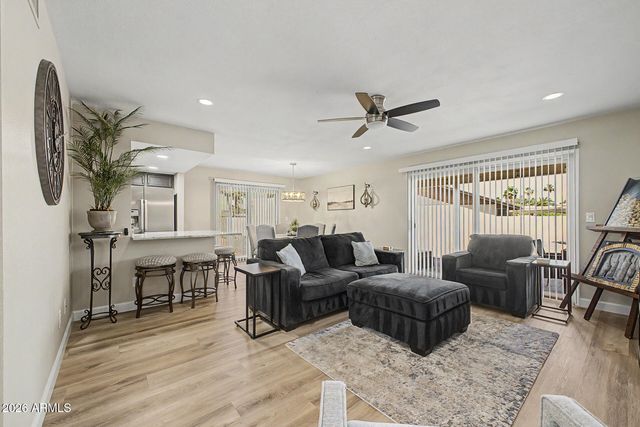 26433 S TRURO Drive, Sun Lakes, AZ 85248