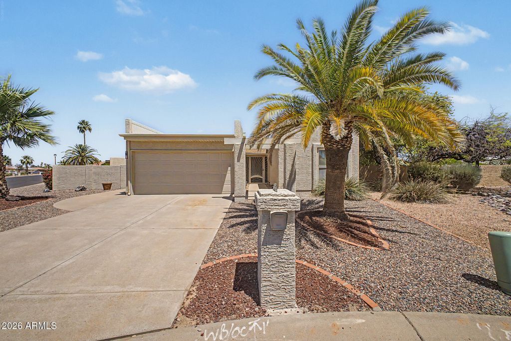 26433 S TRURO Drive, Sun Lakes, AZ 85248