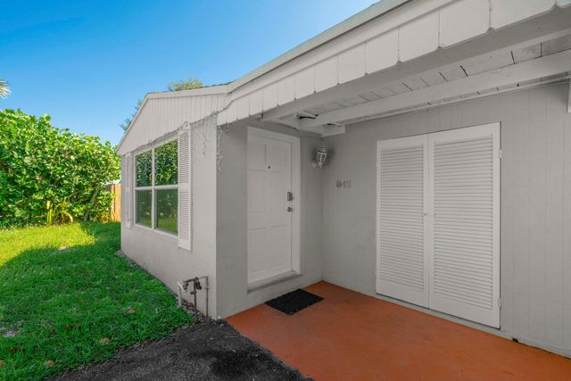 842 SW 11th Court, Fort Lauderdale, FL 33315