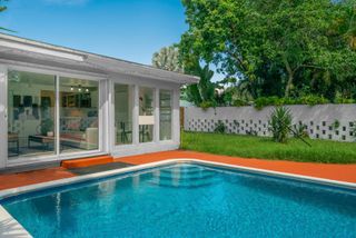 842 SW 11th Court, Fort Lauderdale, FL 33315