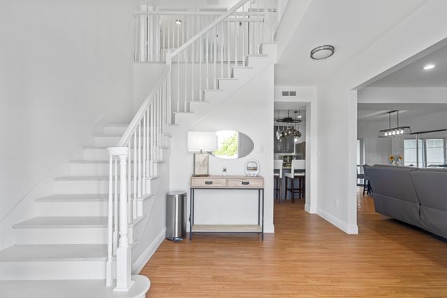 8 Jade Drive, Big Coppitt, FL 33040