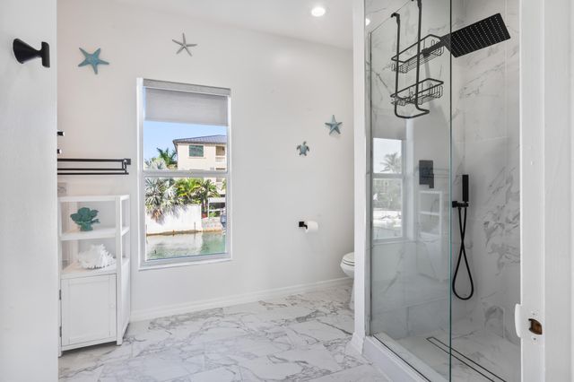 8 Jade Drive, Big Coppitt, FL 33040