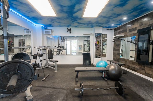 8 Jade Drive, Big Coppitt, FL 33040